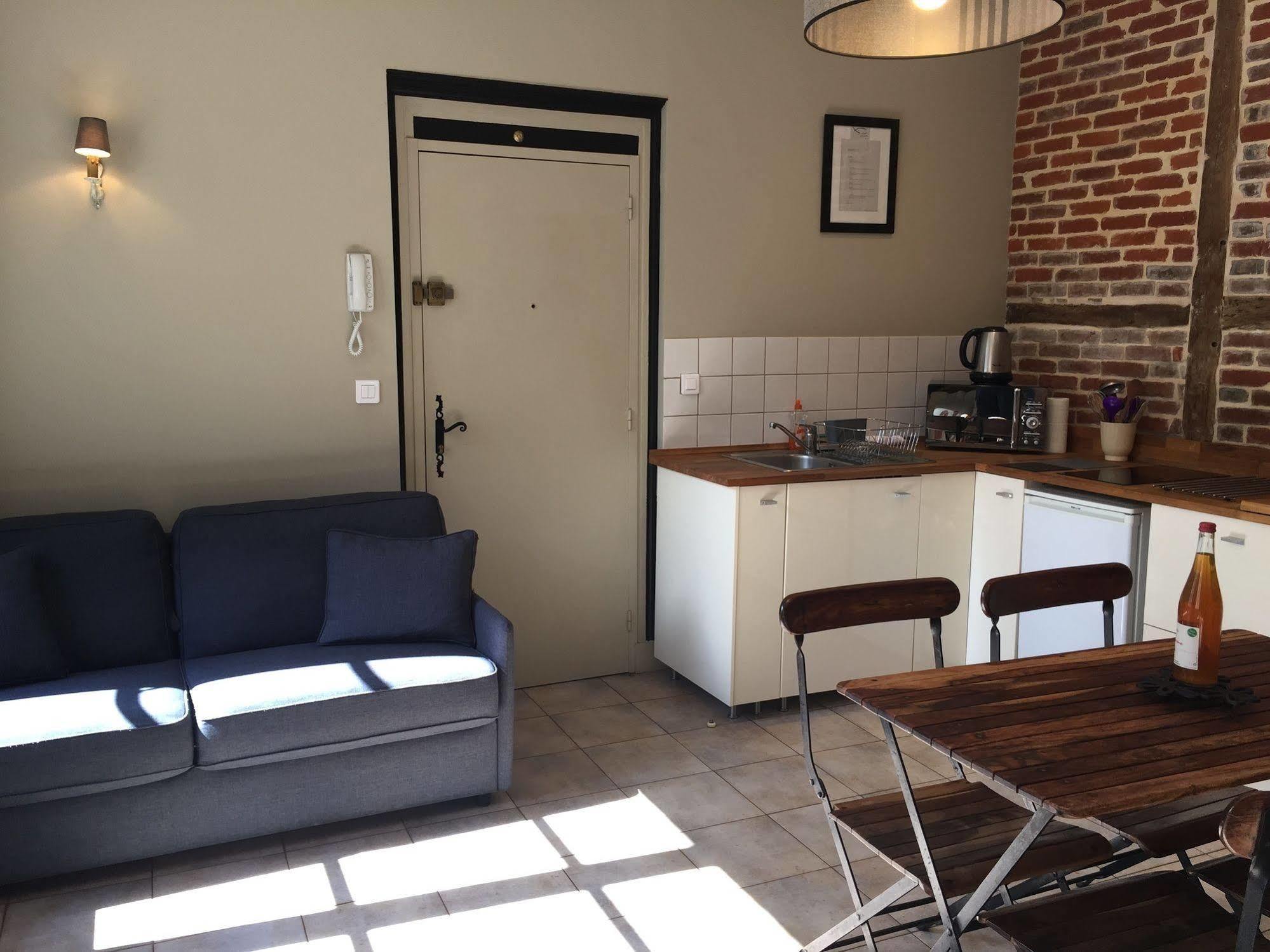 Appartements Du Clos Vorin Honfleur Eksteriør bilde
