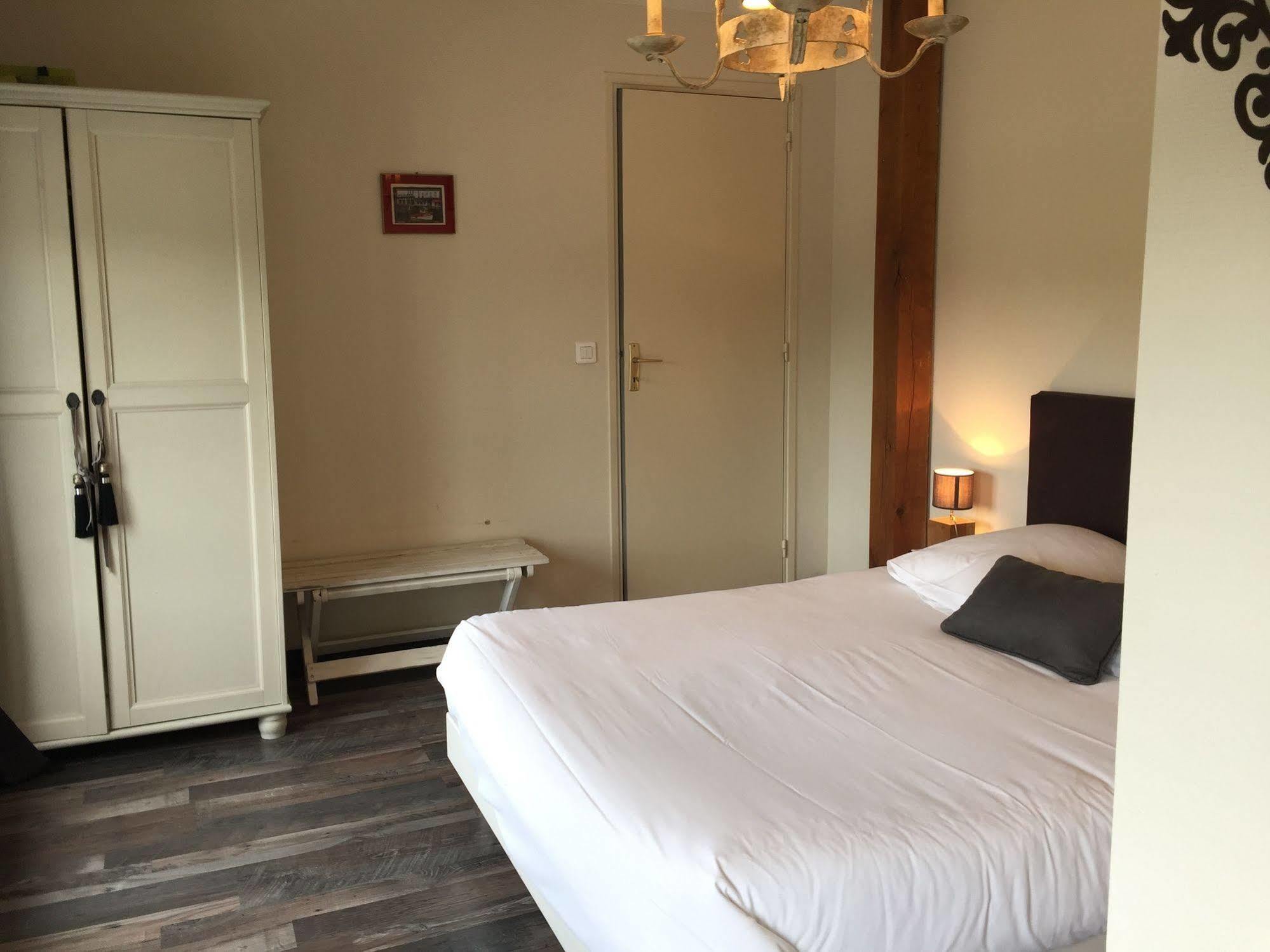 Appartements Du Clos Vorin Honfleur Eksteriør bilde